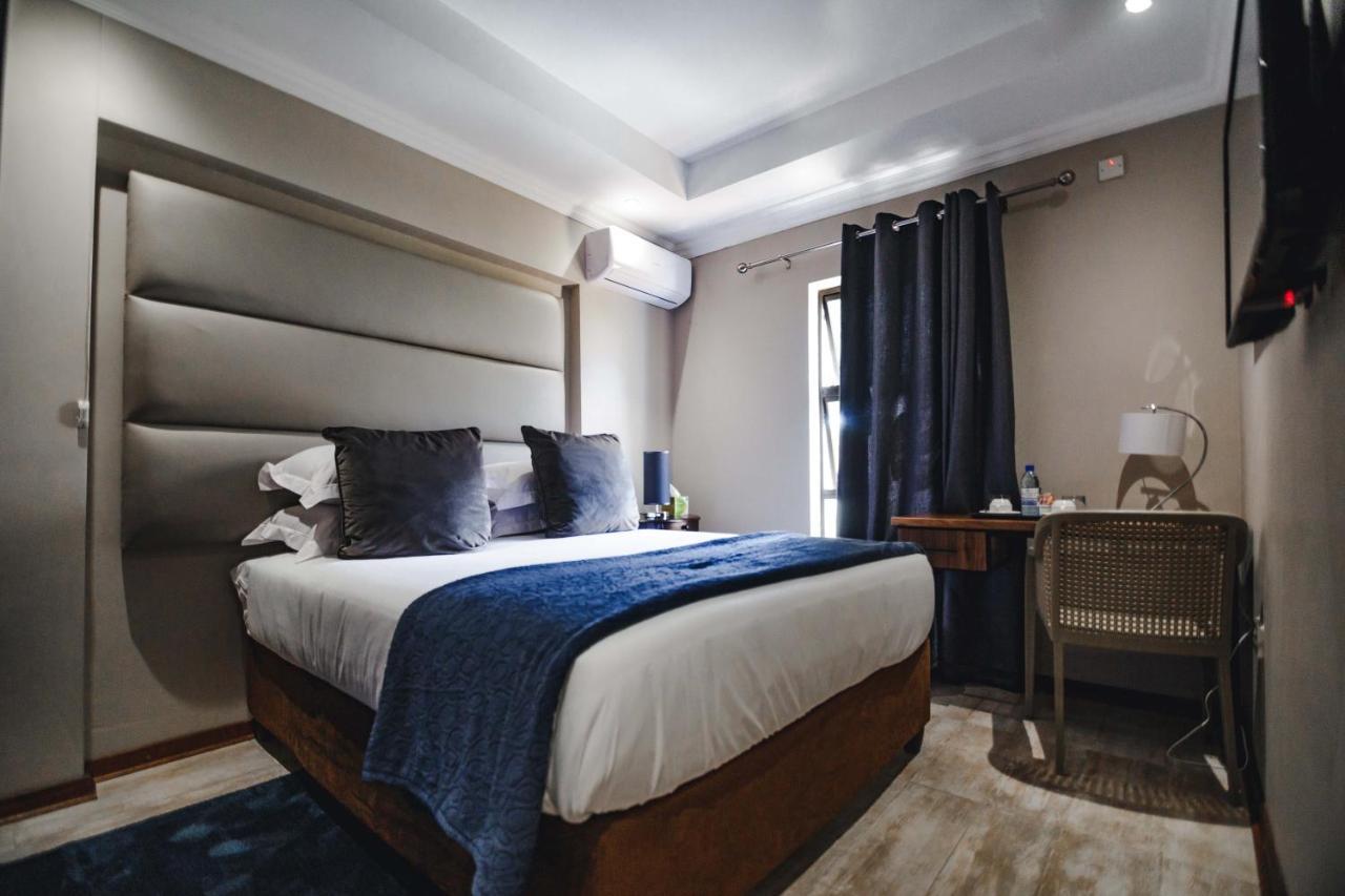 The Capital Guest House Γκαμπορόνε Εξωτερικό φωτογραφία